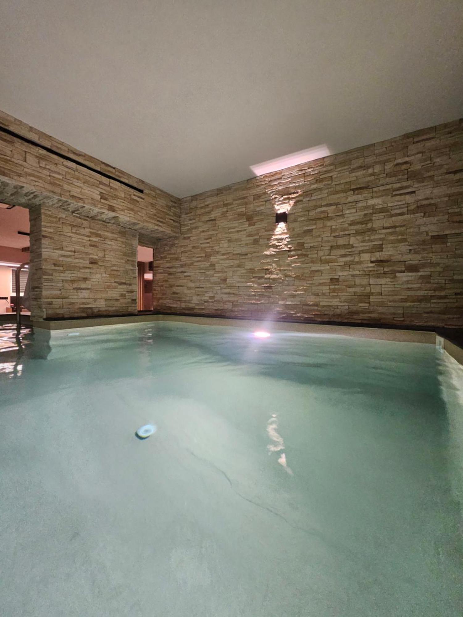 Villa Mairi - 2 Private Pools & Game Room Near Athens Salamís Exteriér fotografie